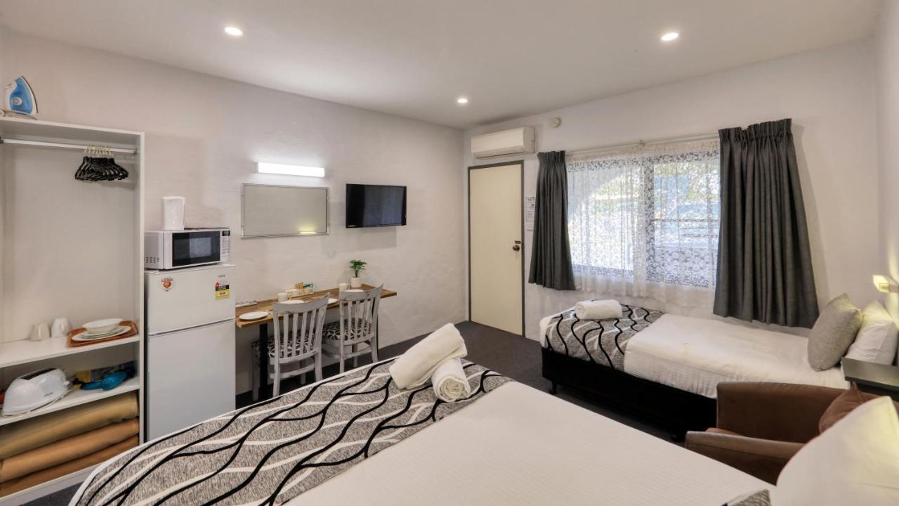 Parkes Federation Motel Kültér fotó